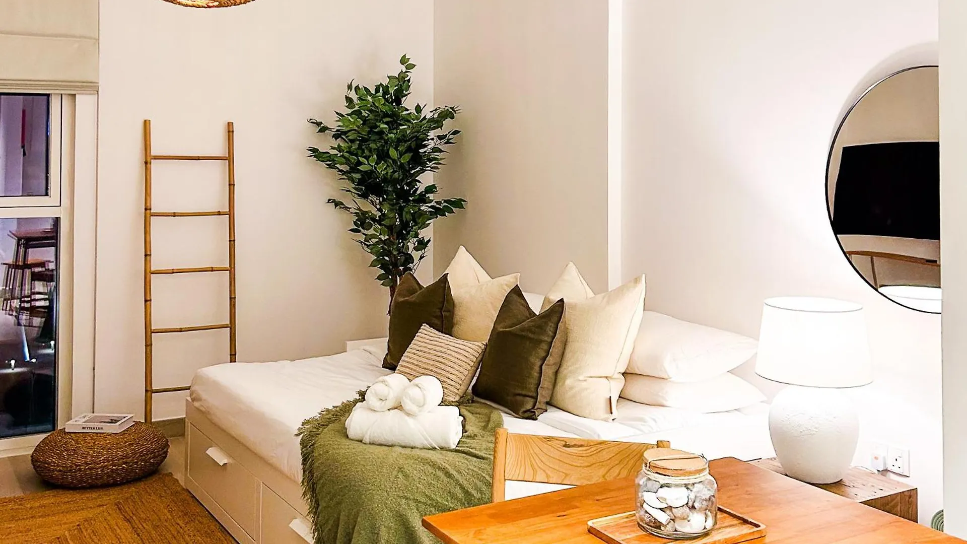 Voyage Studio In Waters Edge Abu Dhabi Vereinigte Arabische Emirate